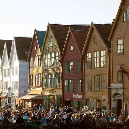 High Standard Spacious Near Bryggen * Берген