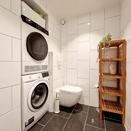 High Standard Spacious Near Bryggen Берген